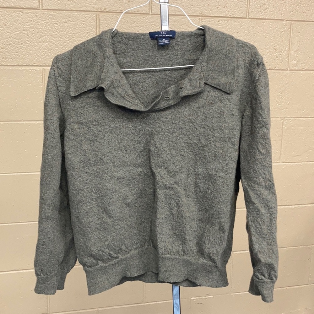 Casual collard knit sweater